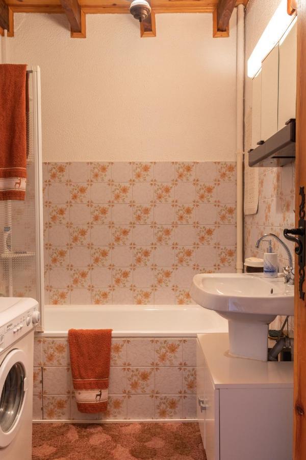 Les Lupins Apartment Les Angles  Bagian luar foto